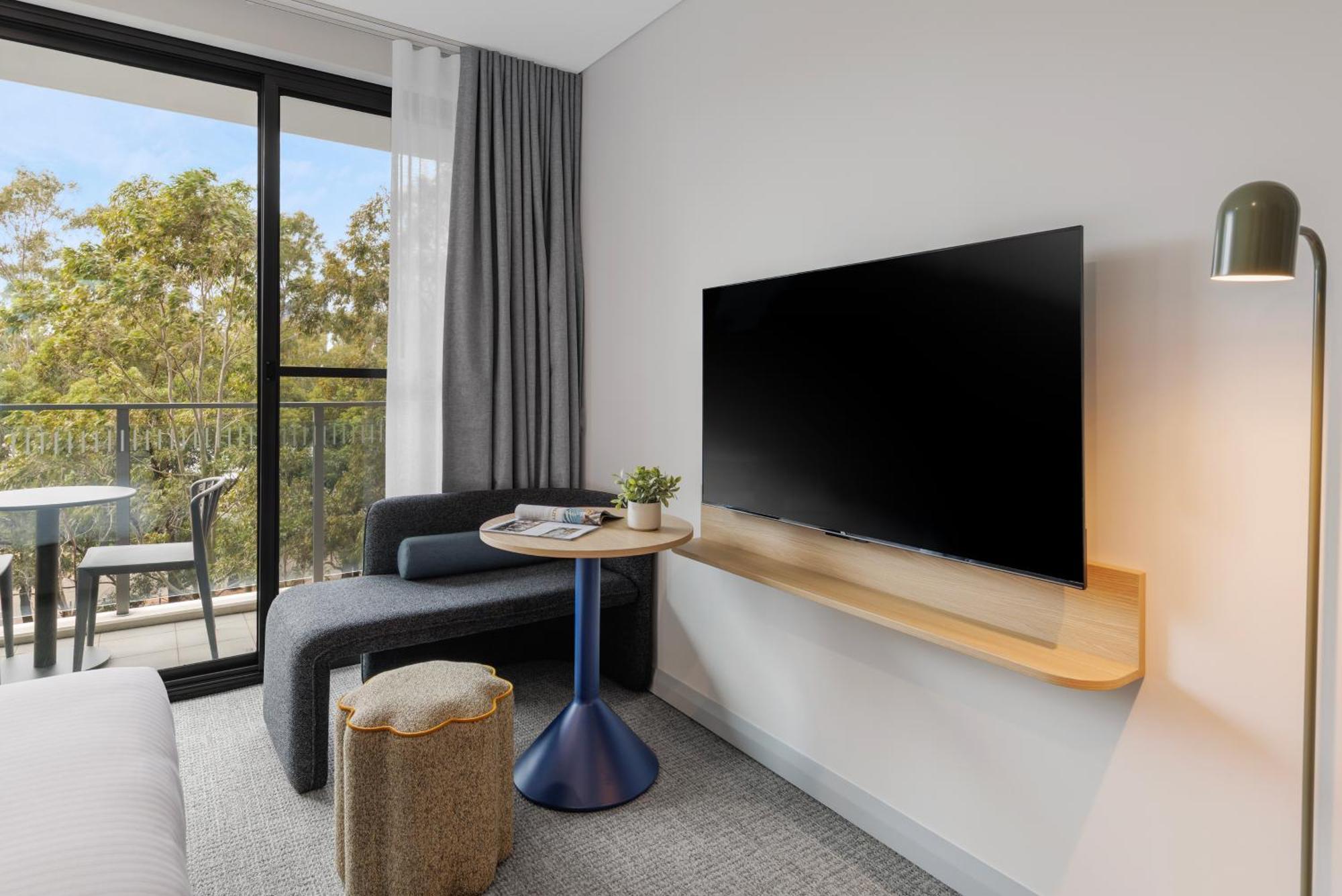 Aparthotel Quest At Olympic Park 4*